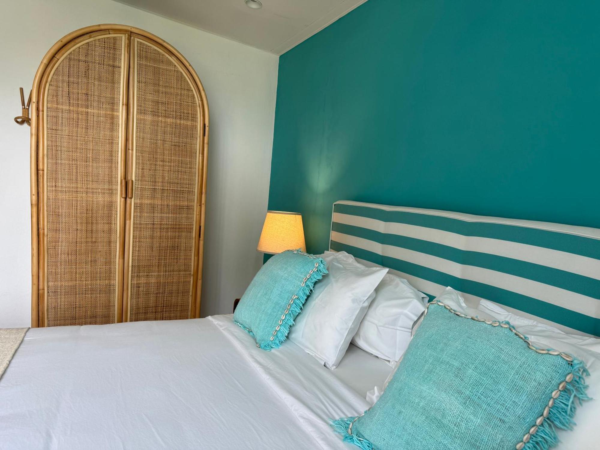 Blue Ocean Suites & Apartments Trou d'Eau Douce Dış mekan fotoğraf