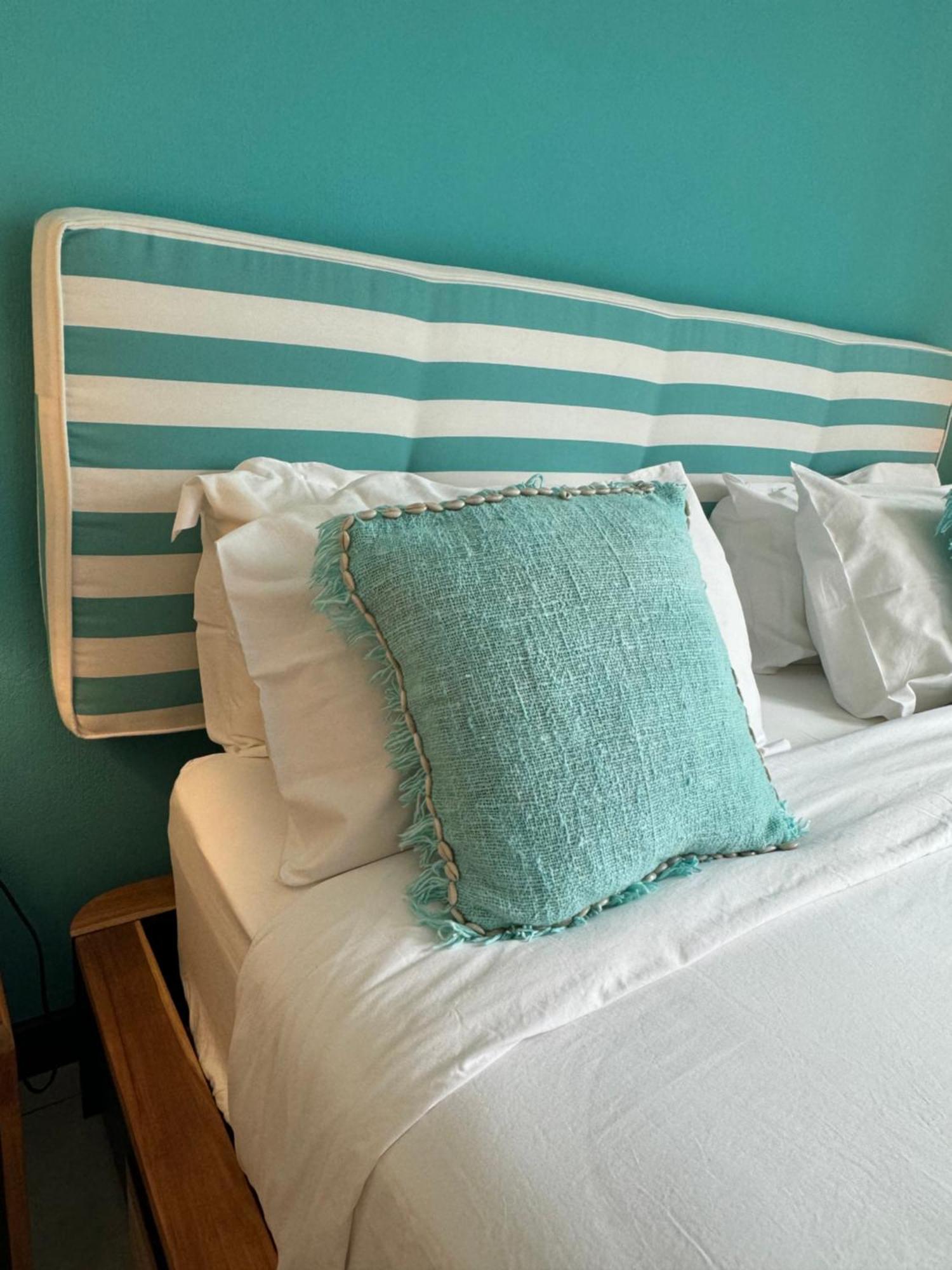 Blue Ocean Suites & Apartments Trou d'Eau Douce Dış mekan fotoğraf